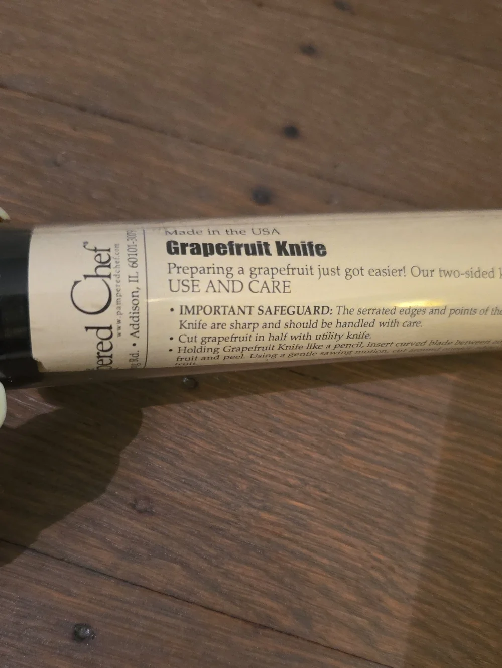 Pampered Chef Grapefruit Knife with Black Handle. #1265 NEW